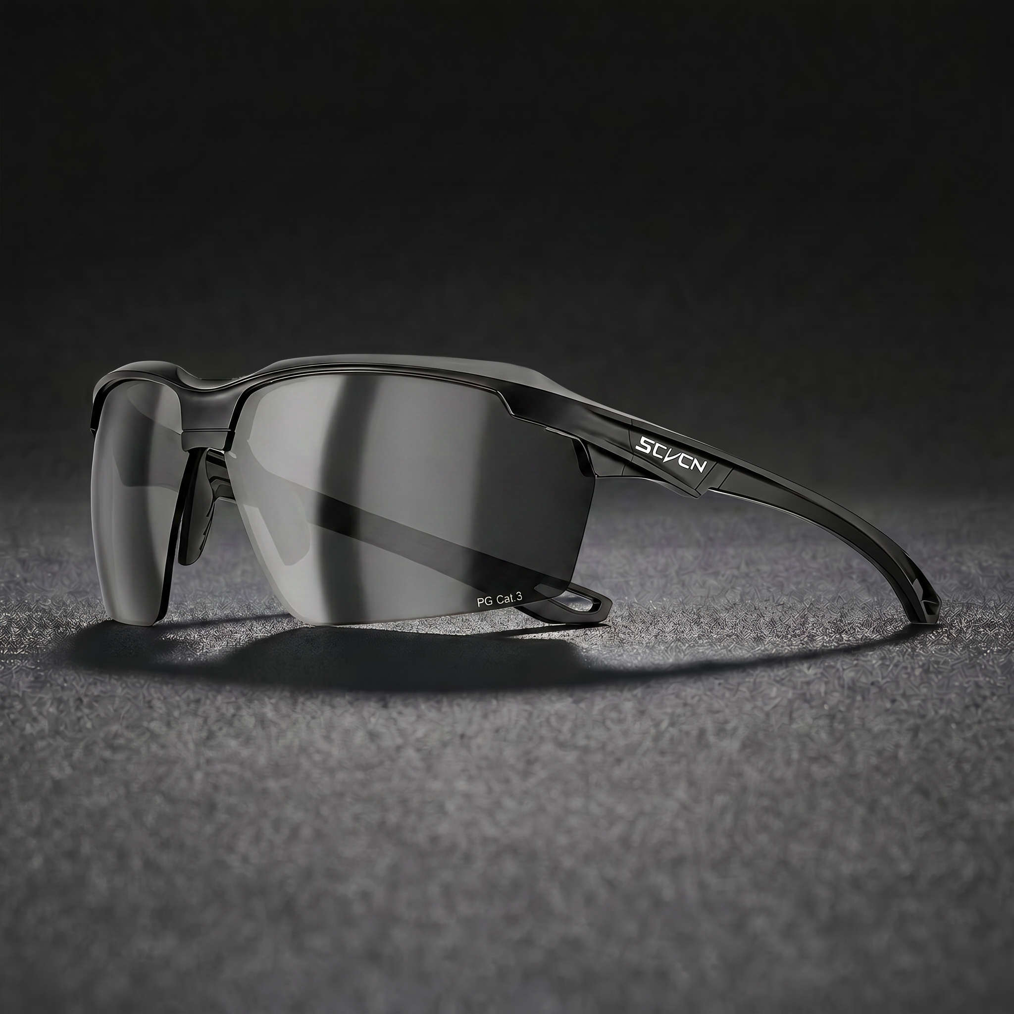 Apex Smoke Black